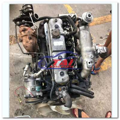 中古で変速機が付いている4JB1T Isuzuエンジンの予備品アセンブリ