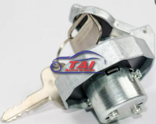 キーとのIsuzuのトラックの帽子のアッセンブリの燃料タンク8970956862 8970958720