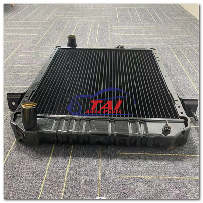 Good price Isuzuのトラックの冷却のための車の装備車のエンジンの付属品のラジエーター8973710110 オンライン